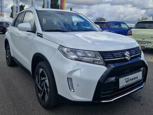 Suzuki Vitara Vollhybrid 1.5 Dualjet Allgrip AGS Comfort+ 2.500 km 29.990 € Obrigheim-Asbach 74847