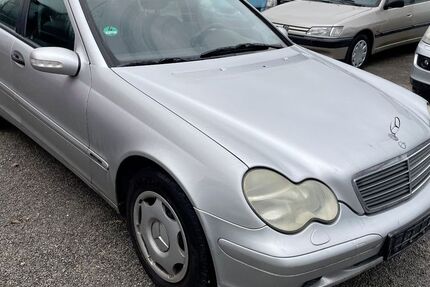 Mercedes-Benz C 220 287.000 km 2.500 &euro; Sinsheim 74889