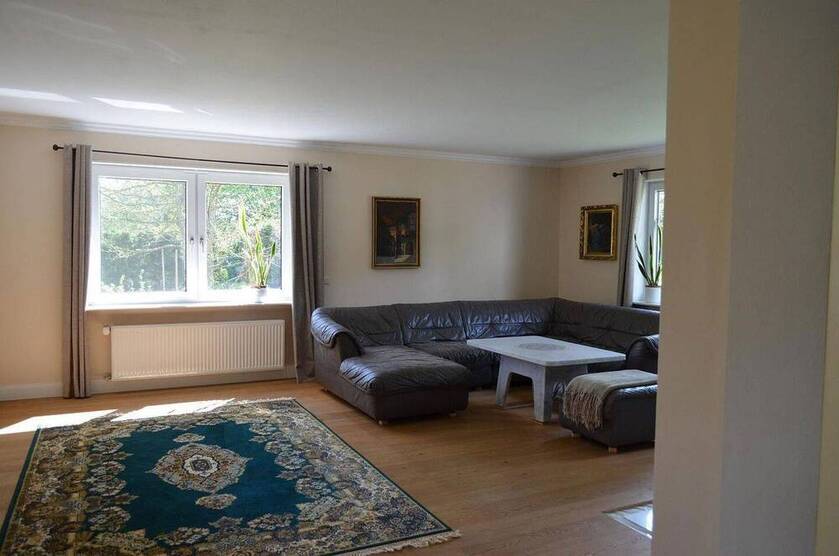 Modernes Landhaus mit schönem Garten - viele Nutzungsmöglichkeiten, zukunftssichere Investition