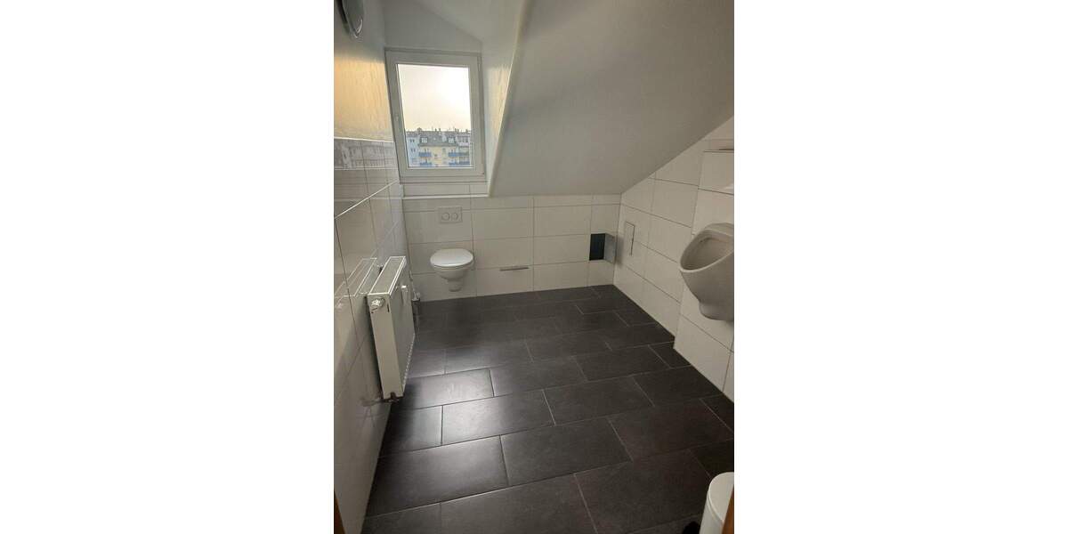 Gewerbeobjekt Ludwigshafen am Rhein Mitte - 2 Zimmer, 183 m&sup2;, 2.500&euro; | Angebot:25536250