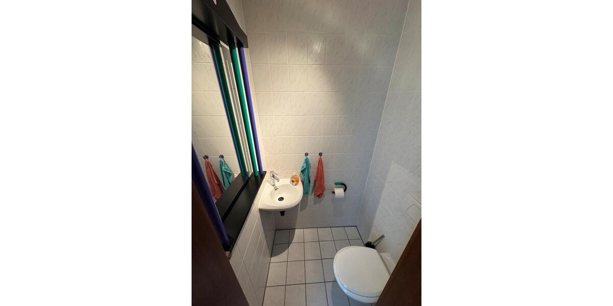 Dachgeschoßwohnung Hirschberg an der Bergstraße - 3.5 Zimmer, 80 m&sup2;, 350.000&euro; | Angebot:24441520