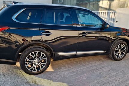 Mitsubishi Outlander 119.300 km 14.000 &euro; Neuhofen 67141