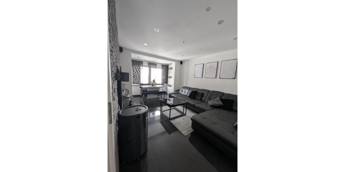 ObjNr:19738 - Hochmoderne, fast frisch sanierte Eigentumswohnung mit 2 Bakonen und Stellplatz - Etagenwohnung Ludwigshafen am Rhein Parkinsel | Angebot:22486044