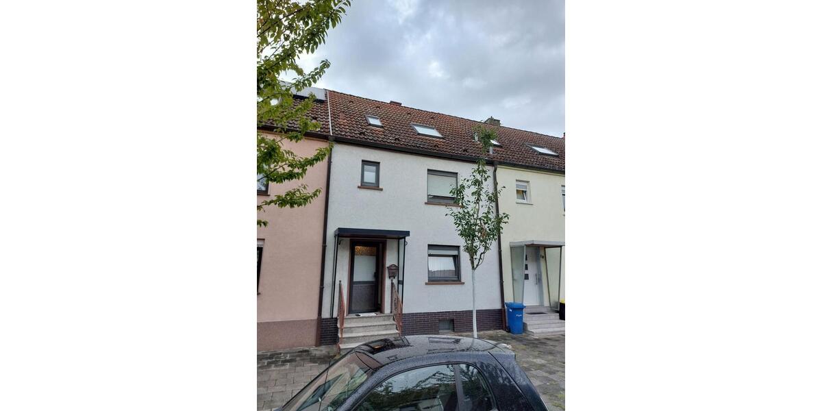 Reihenhaus Ludwigshafen am Rhein - 5 Zimmer, 115 m&sup2;, 1.600&euro; | Angebot:25589606
