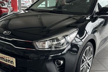 Kia Rio 67.300 km 11.500 € St. Leon-Rot OT Rot 68789