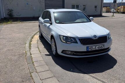 Skoda Superb 120.000 km 14.400 &euro; Heidelberg 69126