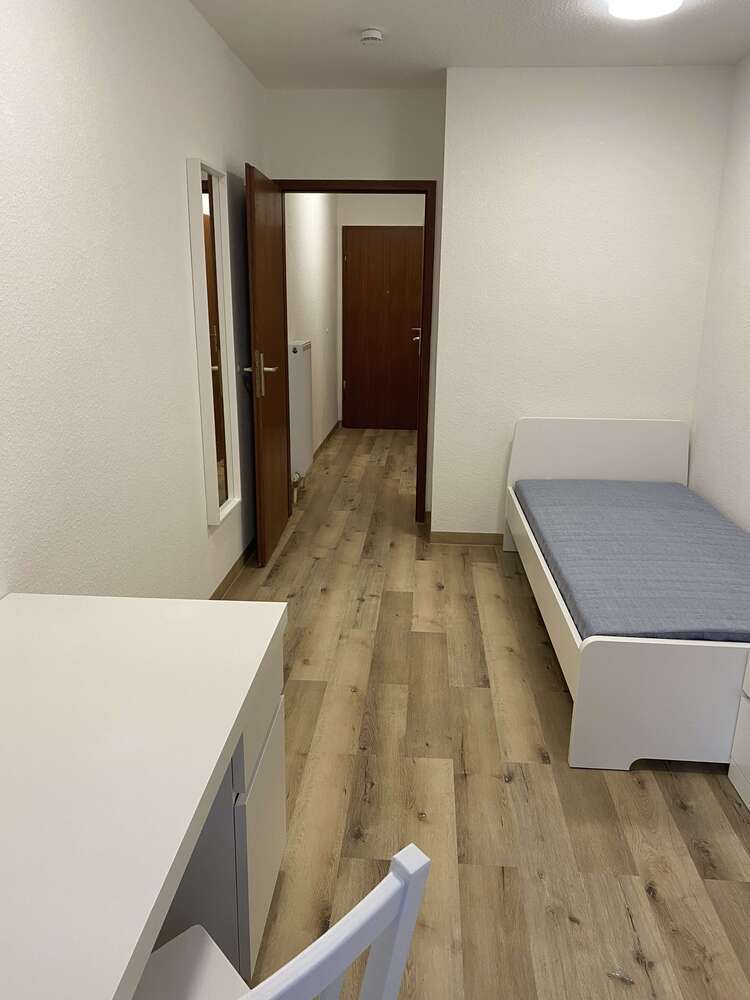 Wohnung zum Mieten in Mannheim 590 € 23 m²