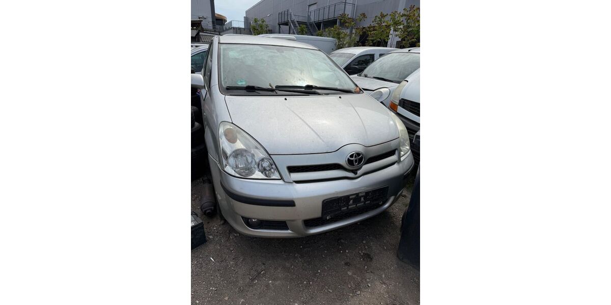 Toyota Corolla Verso 276.000 km 2.500 &euro; Mannheim 68159