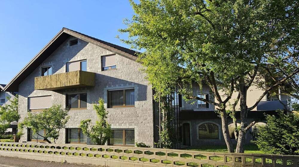 Einfamilienhaus Zuzenhausen - 14 Zimmer, 330 m&sup2;, 685.000&euro; | Angebot:26422710