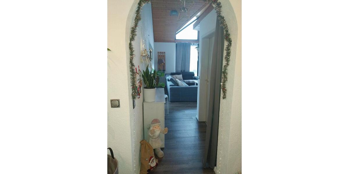 Etagenwohnung Lampertheim - 4 Zimmer, 105 m&sup2;, 1.250&euro; | Angebot:26268518