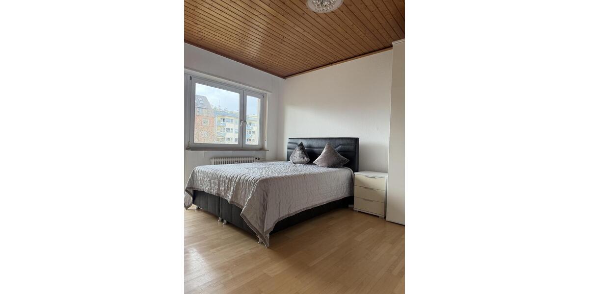 Etagenwohnung Mannheim Fahrlach - 2 Zimmer, 73 m&sup2;, 1.200&euro; | Angebot:26338841