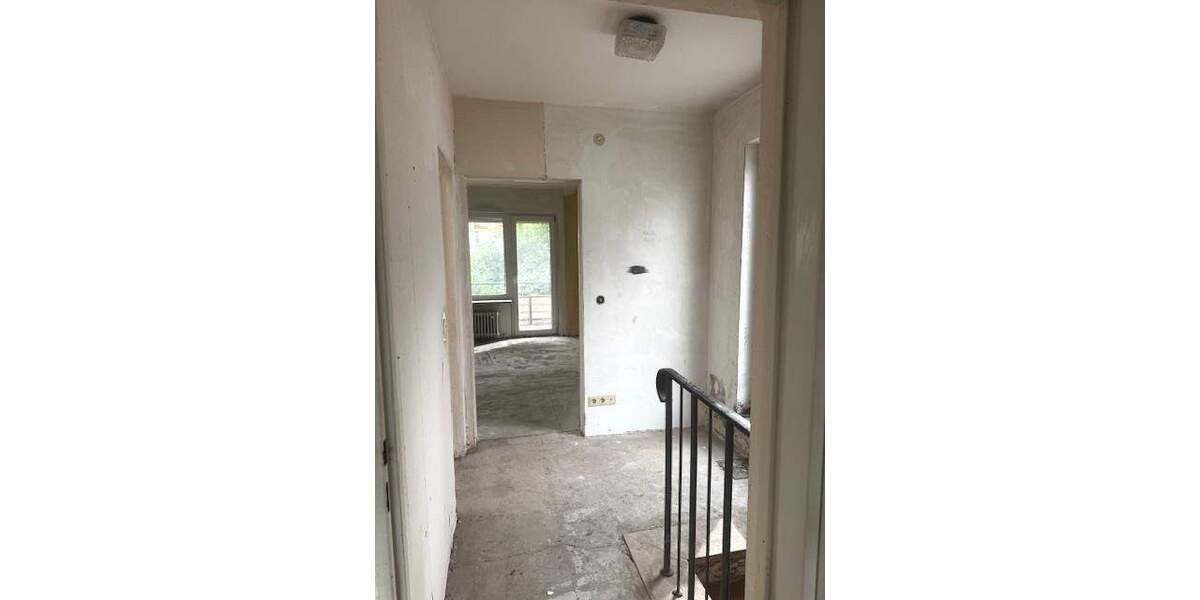 Gestalten statt suchen - Sanierungsobjekt mit Garten und zwei Terrassen 4 zimmer