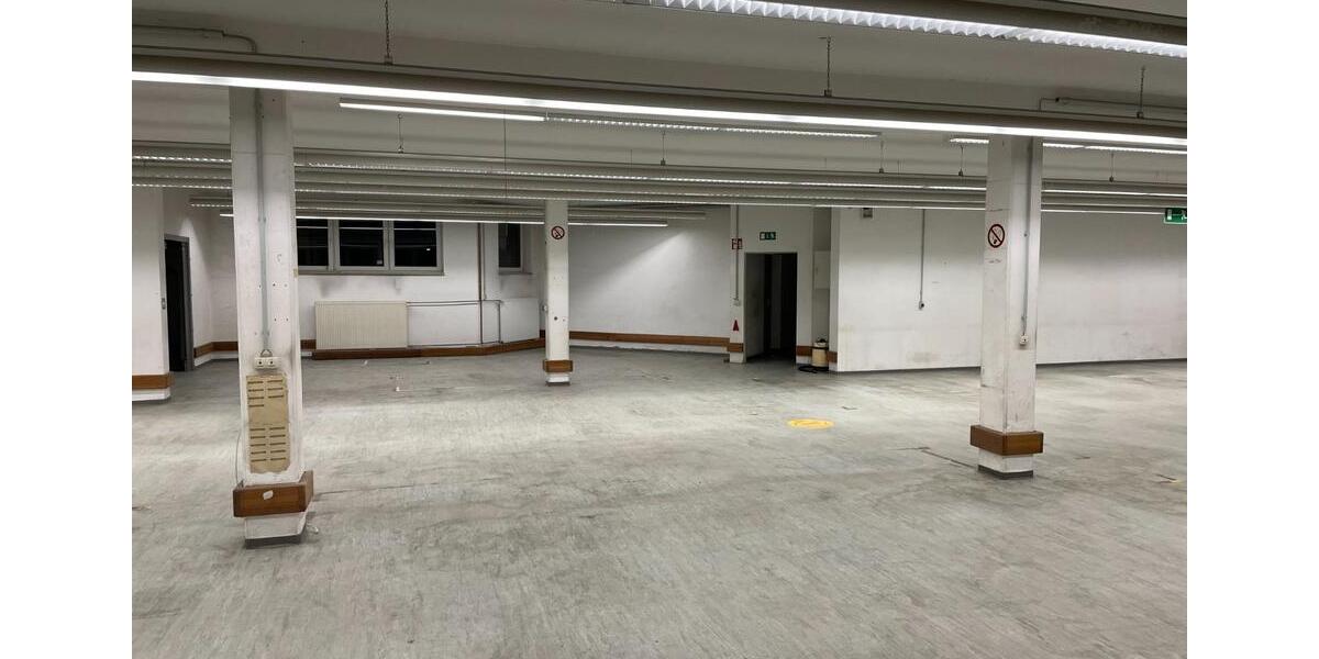 Gewerbeobjekt Fürth - 2.000&euro; | Angebot:23222034