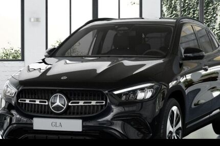 Mercedes-Benz GLA 180 9.900 km 42.490 € Mannheim 68165