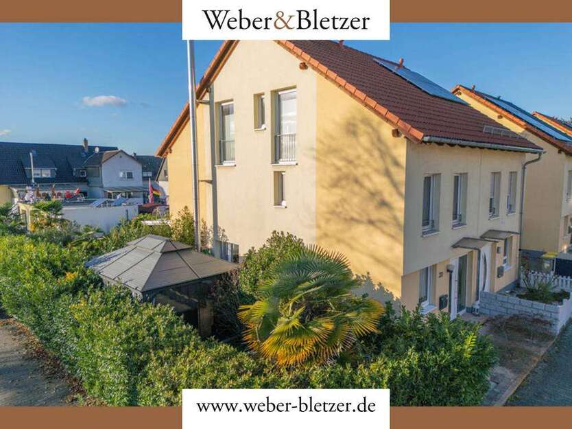 Haus zum Kaufen in Mannheim Schönau 490.000 € 144 m²