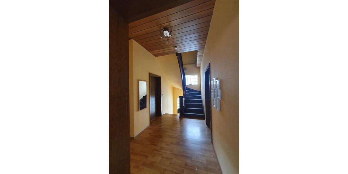 Einfamilienhaus Ludwigshafen am Rhein Rheingönheim - 8 Zimmer, 207 m&sup2;, 489.000&euro; | Angebot:26426861