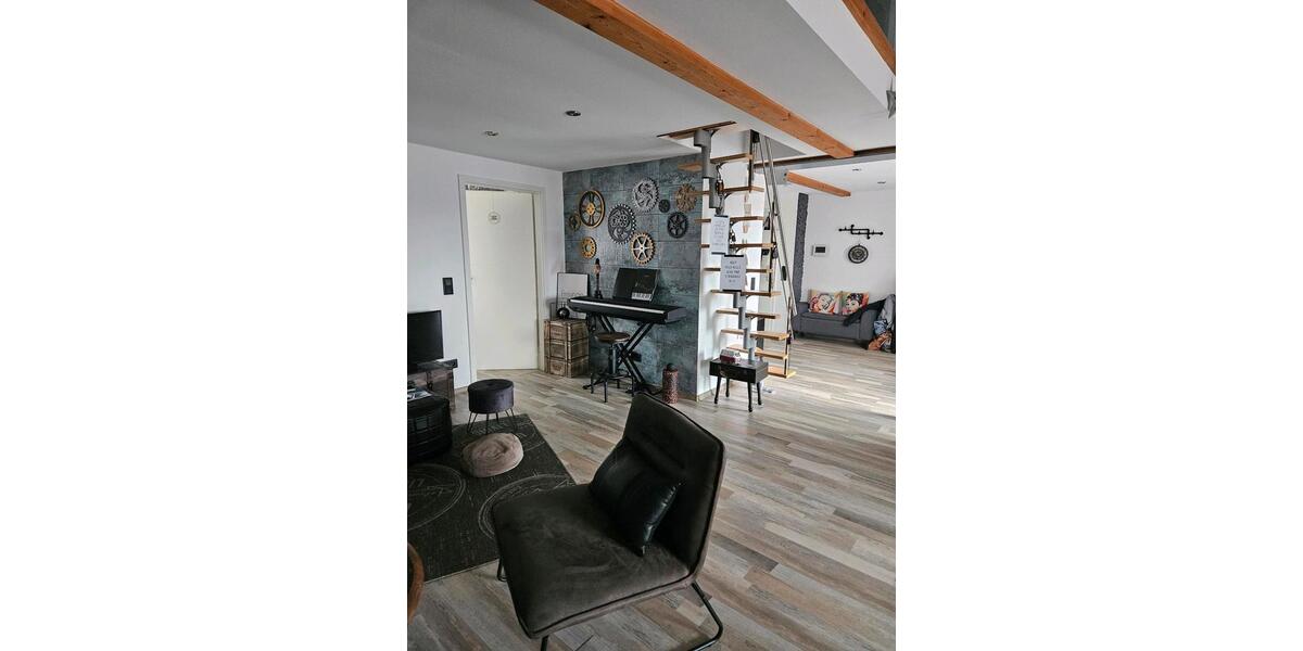 Maisonettenwohnung Ludwigshafen am Rhein Ludwigshafen-Hemshof - 3 Zimmer, 92 m&sup2;, 1.300&euro; | Angebot:25255648