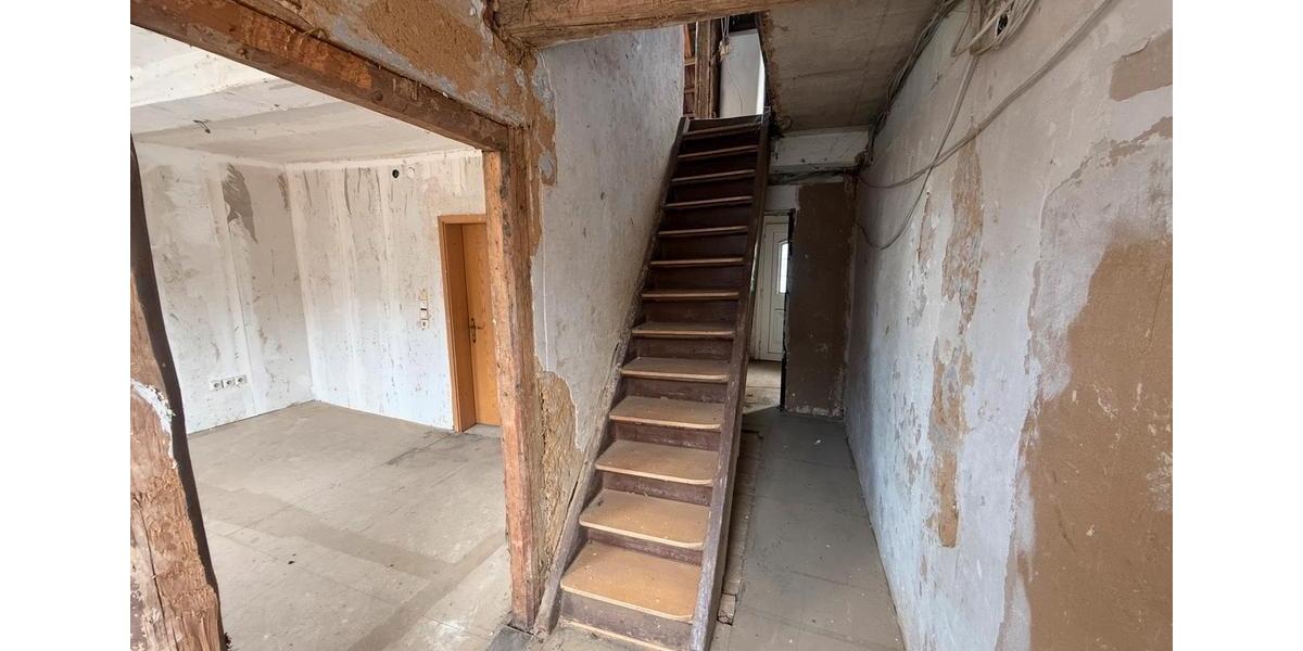 Reihenhaus Rimbach - 6 Zimmer, 160 m&sup2;, 245.000&euro; | Angebot:27086871
