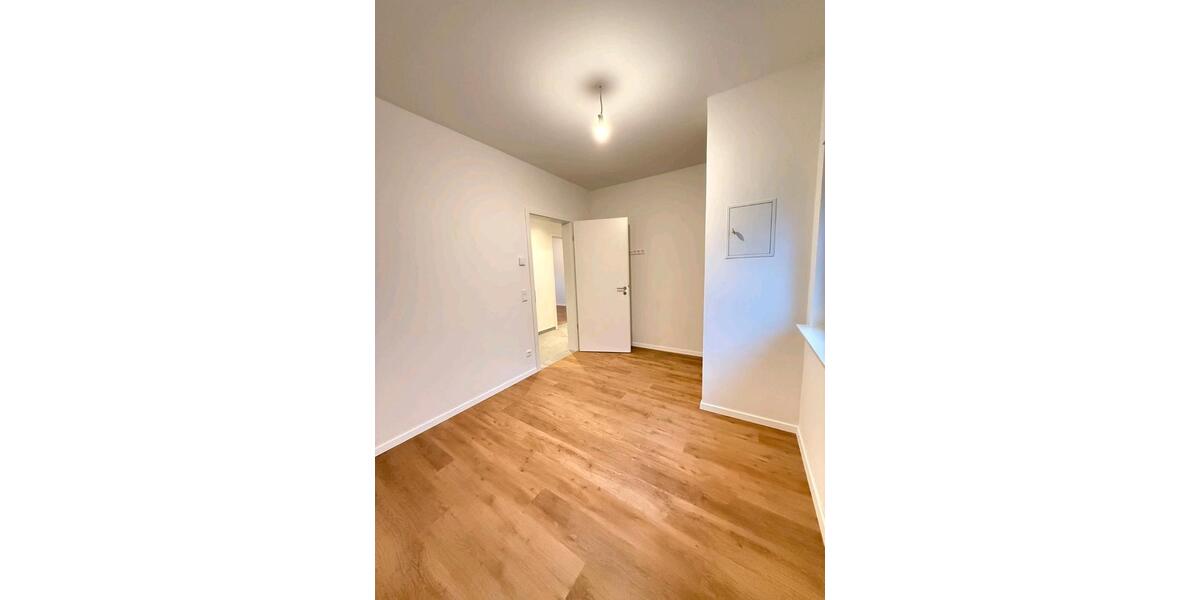 Einfamilienhaus Östringen - 5 Zimmer, 145 m&sup2;, 1.600&euro; | Angebot:25282563