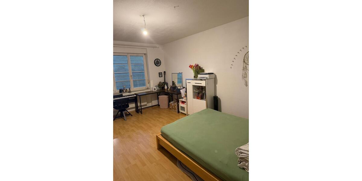 Etagenwohnung Mannheim Almenhof - 3 Zimmer, 101 m&sup2;, 1.450&euro; | Angebot:24694295