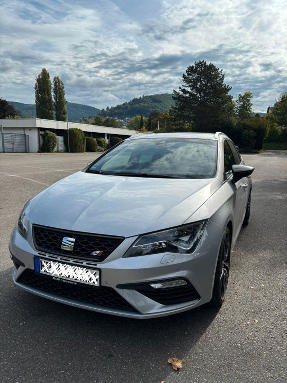 Cupra Leon 50.000 km 25.900 € Eberbach 69412