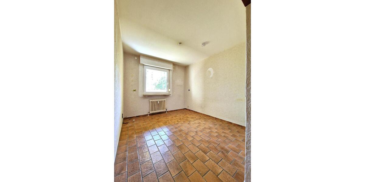 Lichtdurchflutete Wohnung mit Südbalkon in familienfreundliche Lage - Etagenwohnung Frankenthal | Angebot:27034392
