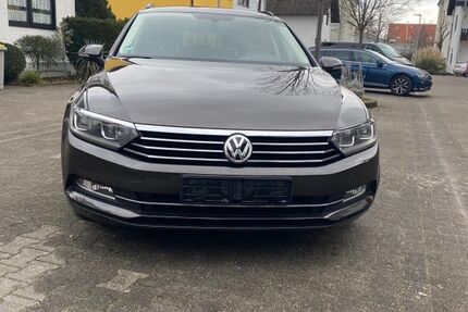 VW Passat 111.700 km 15.499 &euro; Mannheim 68168