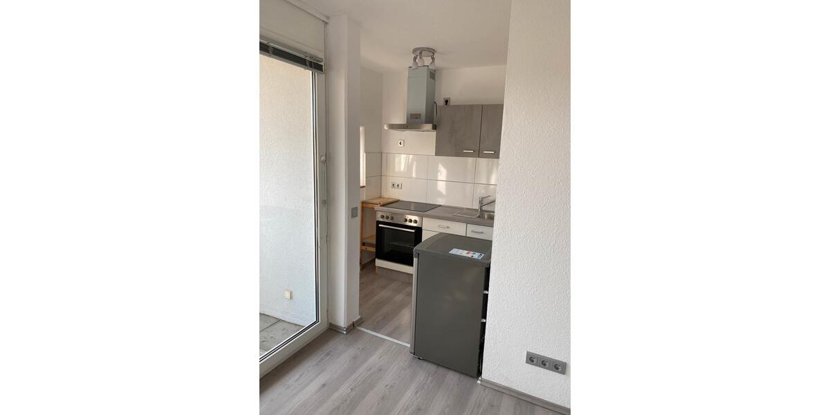 Etagenwohnung Sinsheim - 1 Zimmer, 39 m&sup2;, 690&euro; | Angebot:26690176