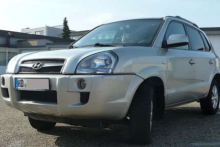 Hyundai TUCSON 138.000 km 3.300 &euro; Eppelheim 69214