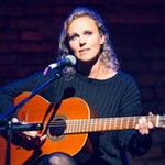 Frau Julia sucht das große Glück