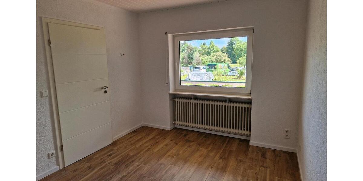 Erdgeschoßwohnung Fürth - 4 Zimmer, 107 m&sup2;, 1.400&euro; | Angebot:24841881