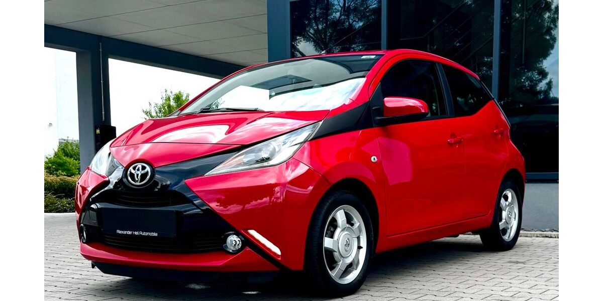 Toyota Aygo (X) 48.000 km 10.500 € Weinheim 69469