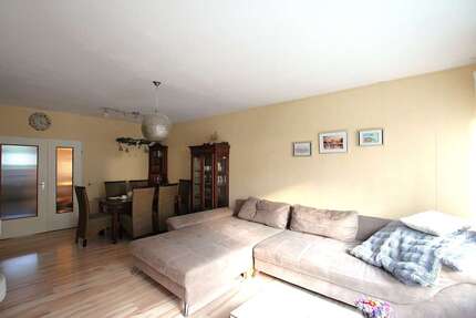 Wohnung zum Kaufen in Sandhausen 299.000 € 91 m² 3 zimmer