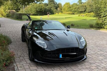 Aston Martin DB12 4.500 km 249.000 € Brühl 68782