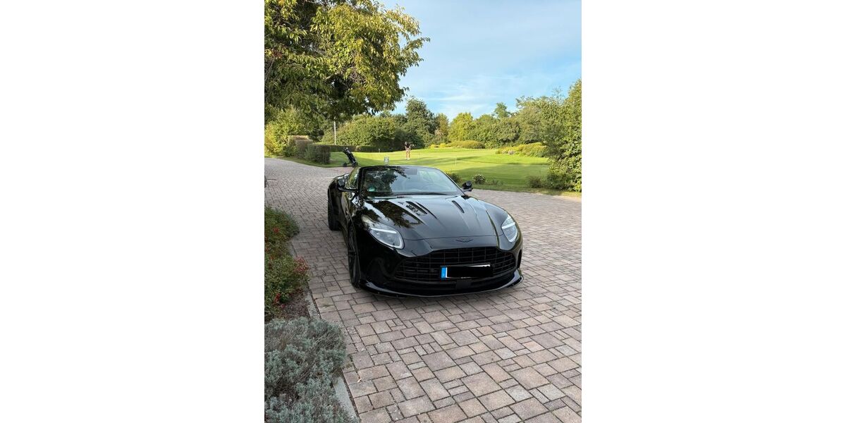 Aston Martin DB12 4.500 km 249.000 € Brühl 68782