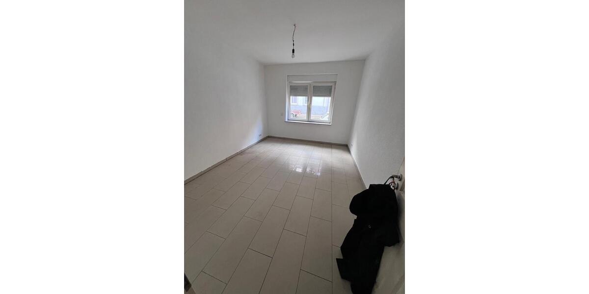 Erdgeschoßwohnung Mannheim Neckarstadt-Ost - 3 Zimmer, 85 m&sup2;, 1.400&euro; | Angebot:26169739