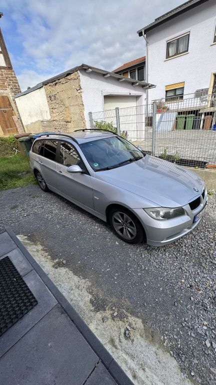 BMW 318 268.159 km 3.000 € Helmstadt-Bargen 74921