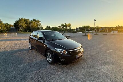 Hyundai i30 225.803 km 2.000 &euro; Hockenheim 68766