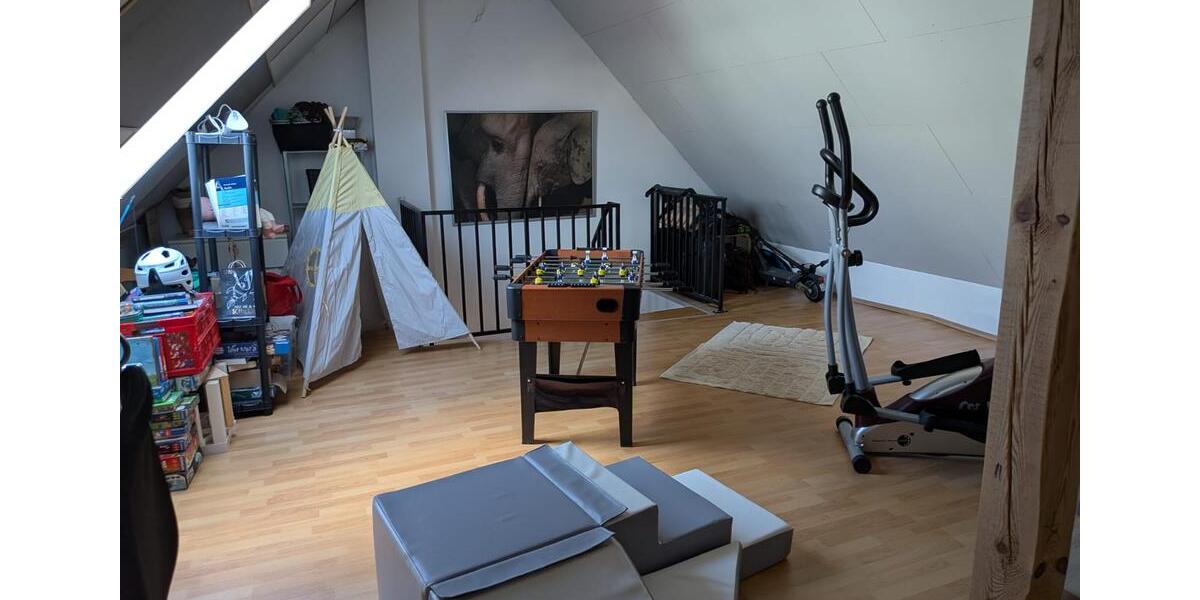 Dachgeschoßwohnung Schwetzingen - 3 Zimmer, 80 m&sup2;, 379.000&euro; | Angebot:27009011