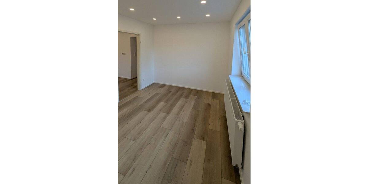 Etagenwohnung Mannheim Neckarstadt - 4 Zimmer, 82 m&sup2;, 1.035&euro; | Angebot:26885005