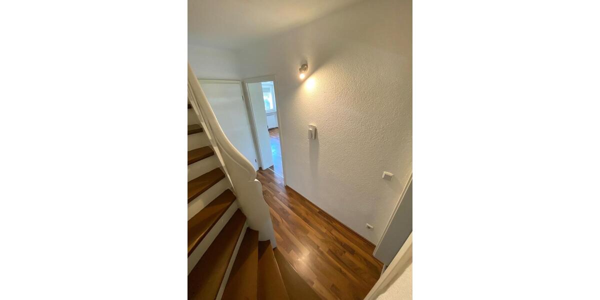 Reihenhaus Mannheim Herzogenried - 5 Zimmer, 118 m&sup2;, 1.800&euro; | Angebot:24876222