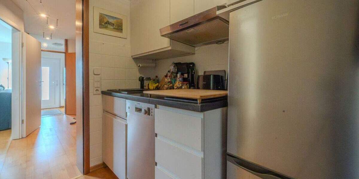 Neues Jahr, neues Haus: Mit Einliegerwohnung, Garten & Fernblick in ruhiger Lage - nur bei realunis 6 zimmer