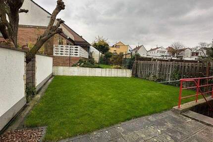 Toplage am Maudacher Bruch - Kernsaniertes Doppelhaus in Sackgasse 5 zimmer