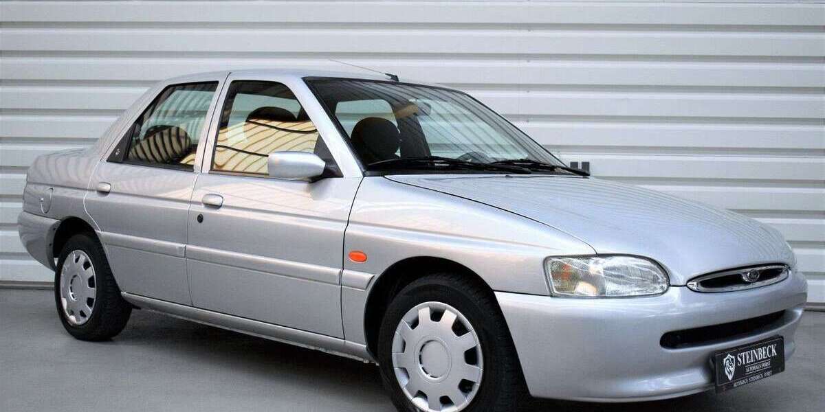 Ford Escort 25.505 km 4.990 &euro; Forst 76694