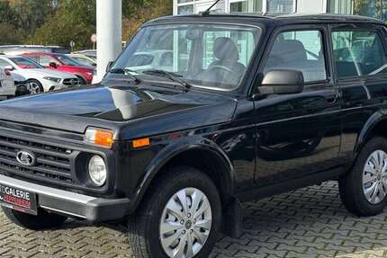 Lada Taiga 36.000 km 13.900 € Heppenheim 64646