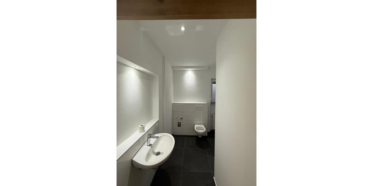 Etagenwohnung Ludwigshafen am Rhein Edigheim - 3 Zimmer, 90 m&sup2;, 1.000&euro; | Angebot:26116243