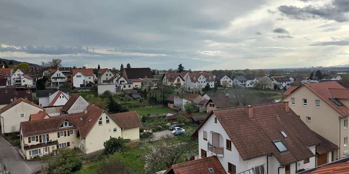 Etagenwohnung Weinheim - 3 Zimmer, 120 m&sup2;, 1.250&euro; | Angebot:26333607