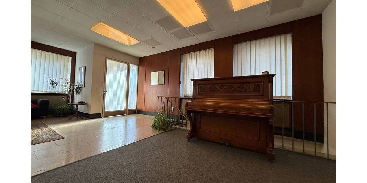 Gewerbeobjekt Mannheim Neckarau - 5 Zimmer, 211 m&sup2;, 295.000&euro; | Angebot:25668058