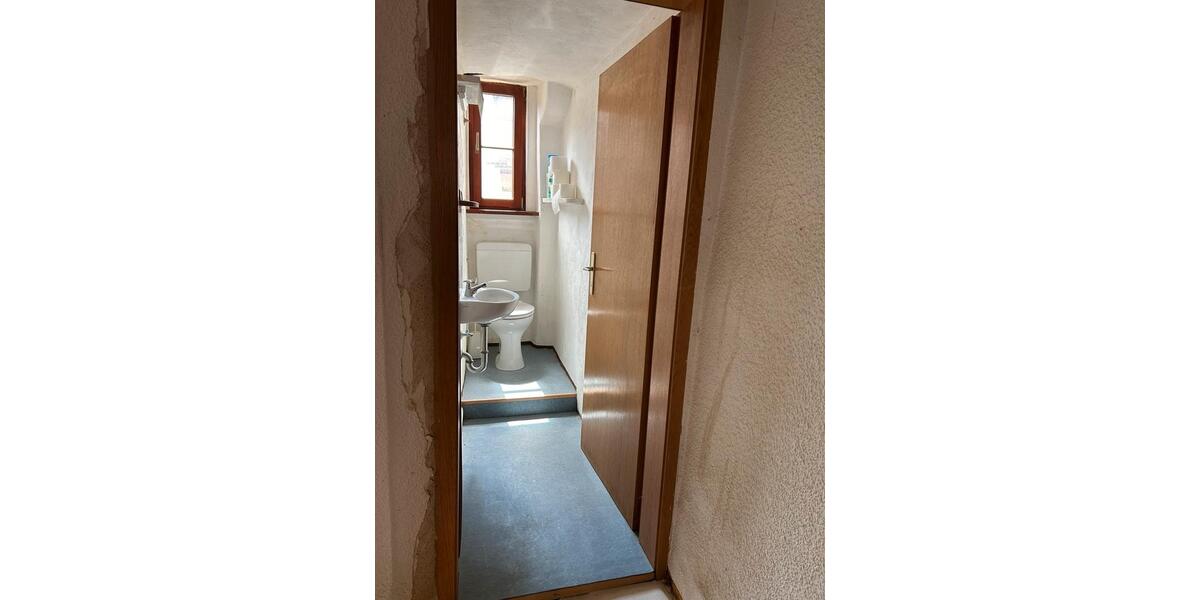 Etagenwohnung Eberbach - 2 Zimmer, 50 m&sup2;, 420&euro; | Angebot:24801946