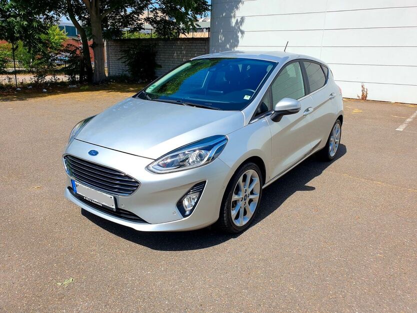 Ford Fiesta 27.700 km 14.400 € Mannheim 68169